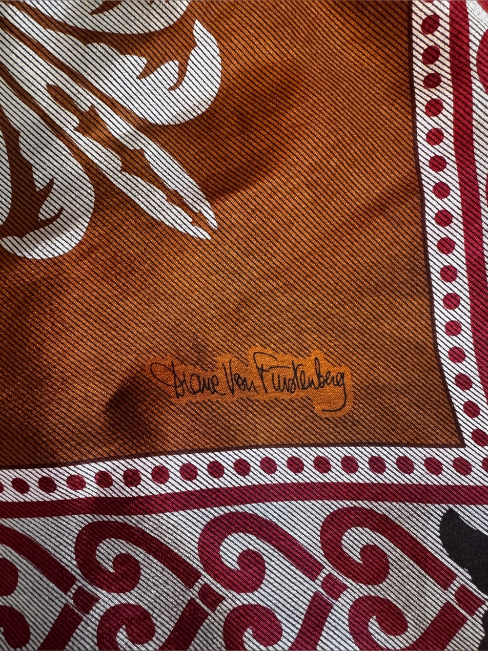 70s Vintage Diane Von Furstenburg Medallion Print Silk Scarf - Picture 3 of 6